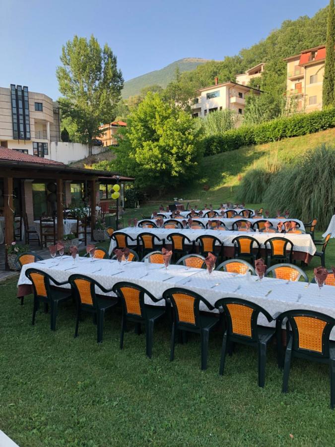 Hotel River Civitella Roveto Extérieur photo